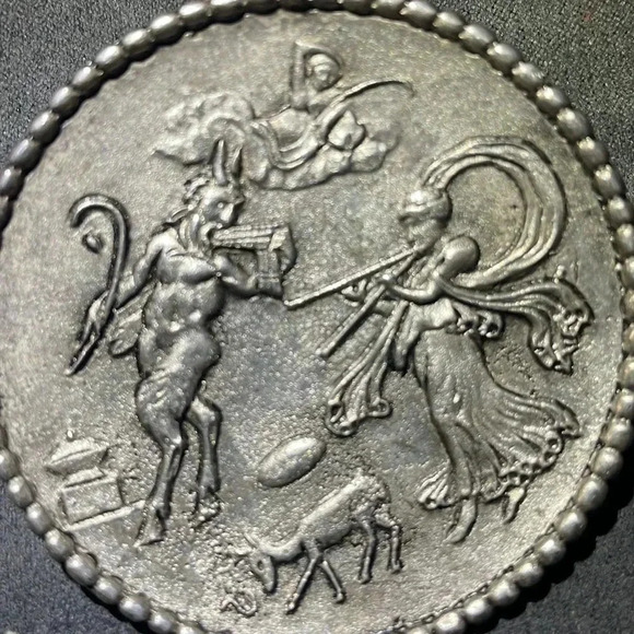 Vintage rare Miracle midenhall plate brooch - Picture 2 of 4